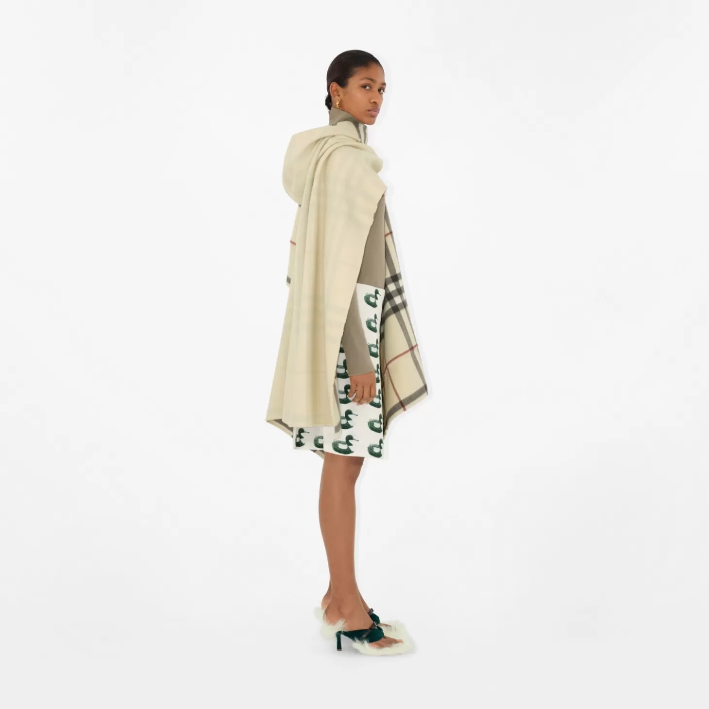 Burberry Ekd Cashmere Hooded Cape*Kvinnor Capes