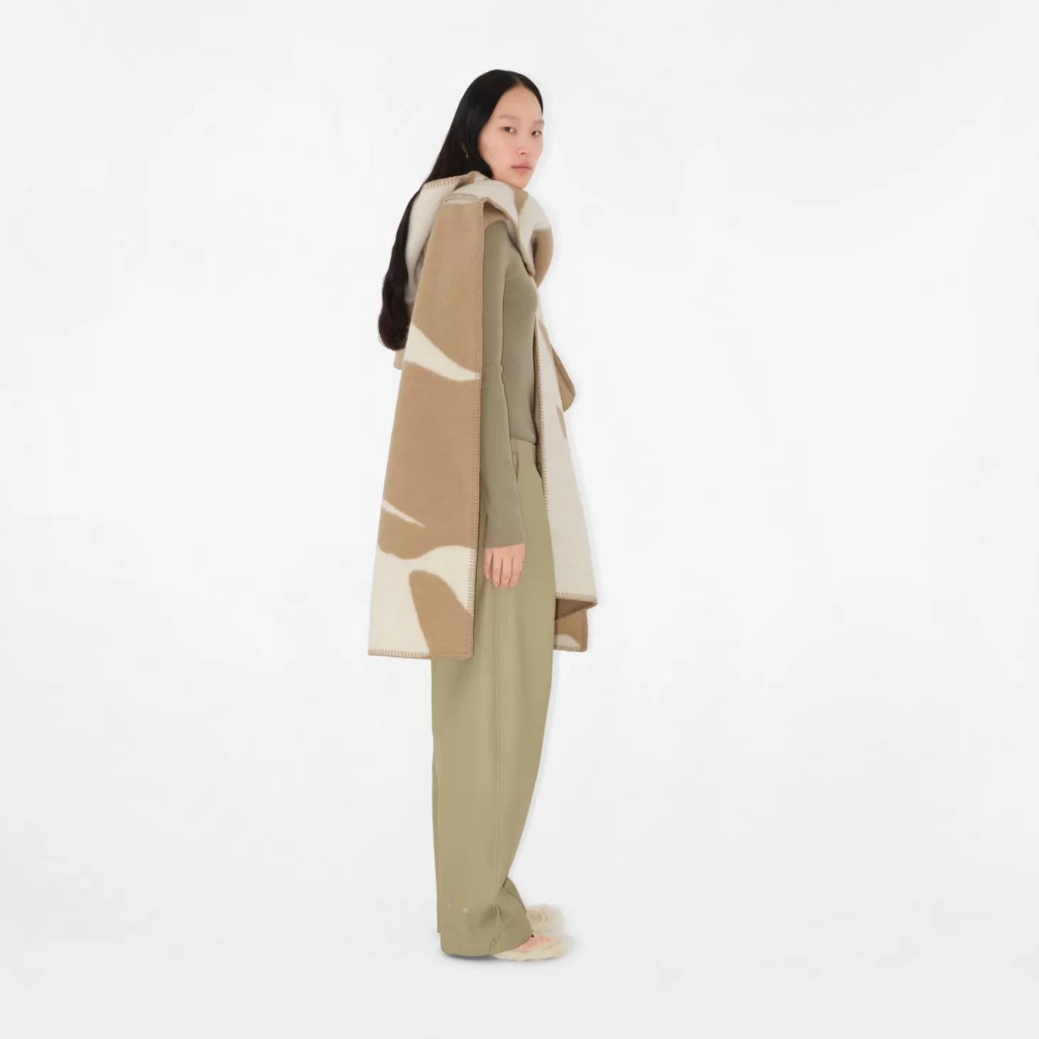 Burberry Ekd Wool Filt Cape*Kvinnor Capes