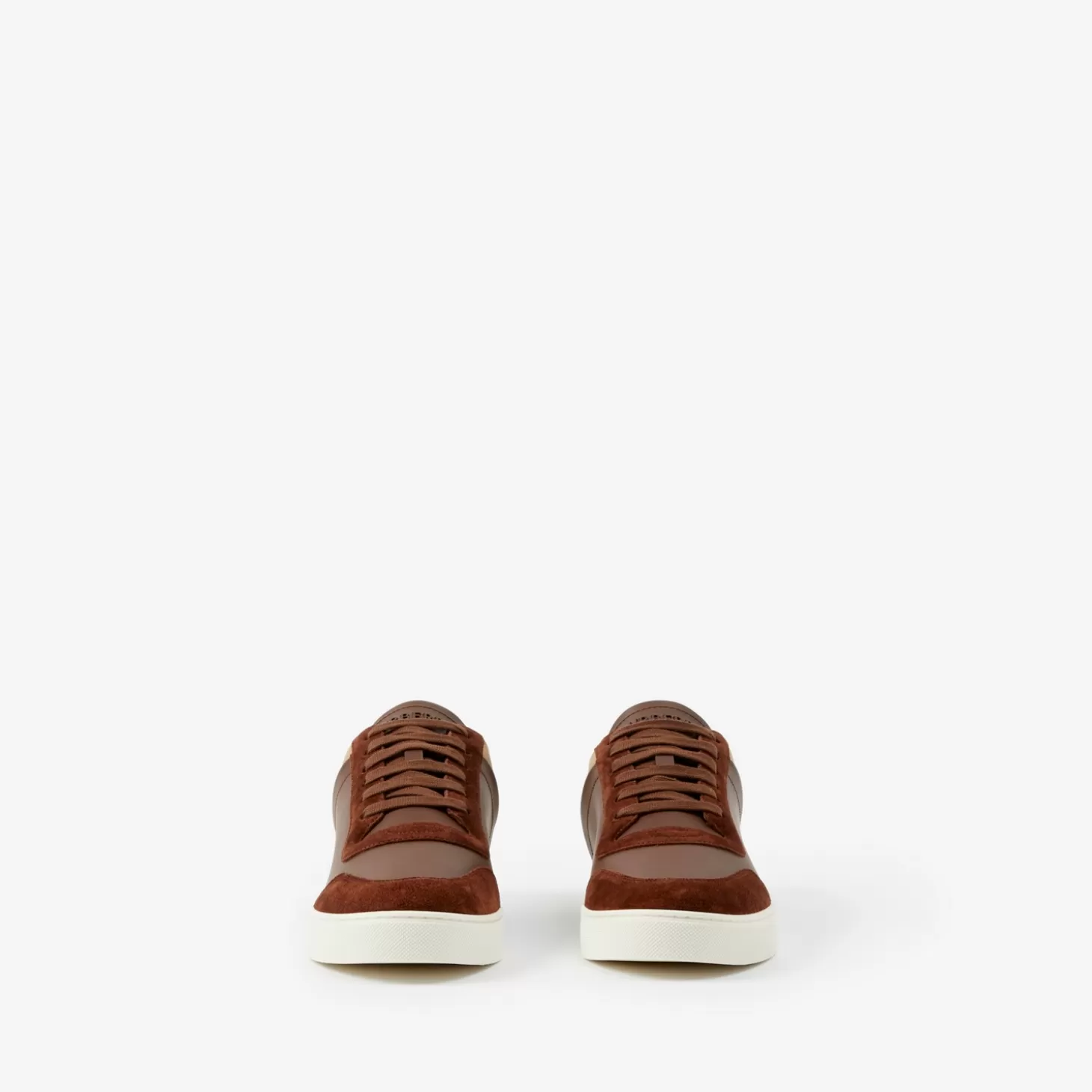 Burberry Sneakers i läder, mocka och rutig*Män Sneakers